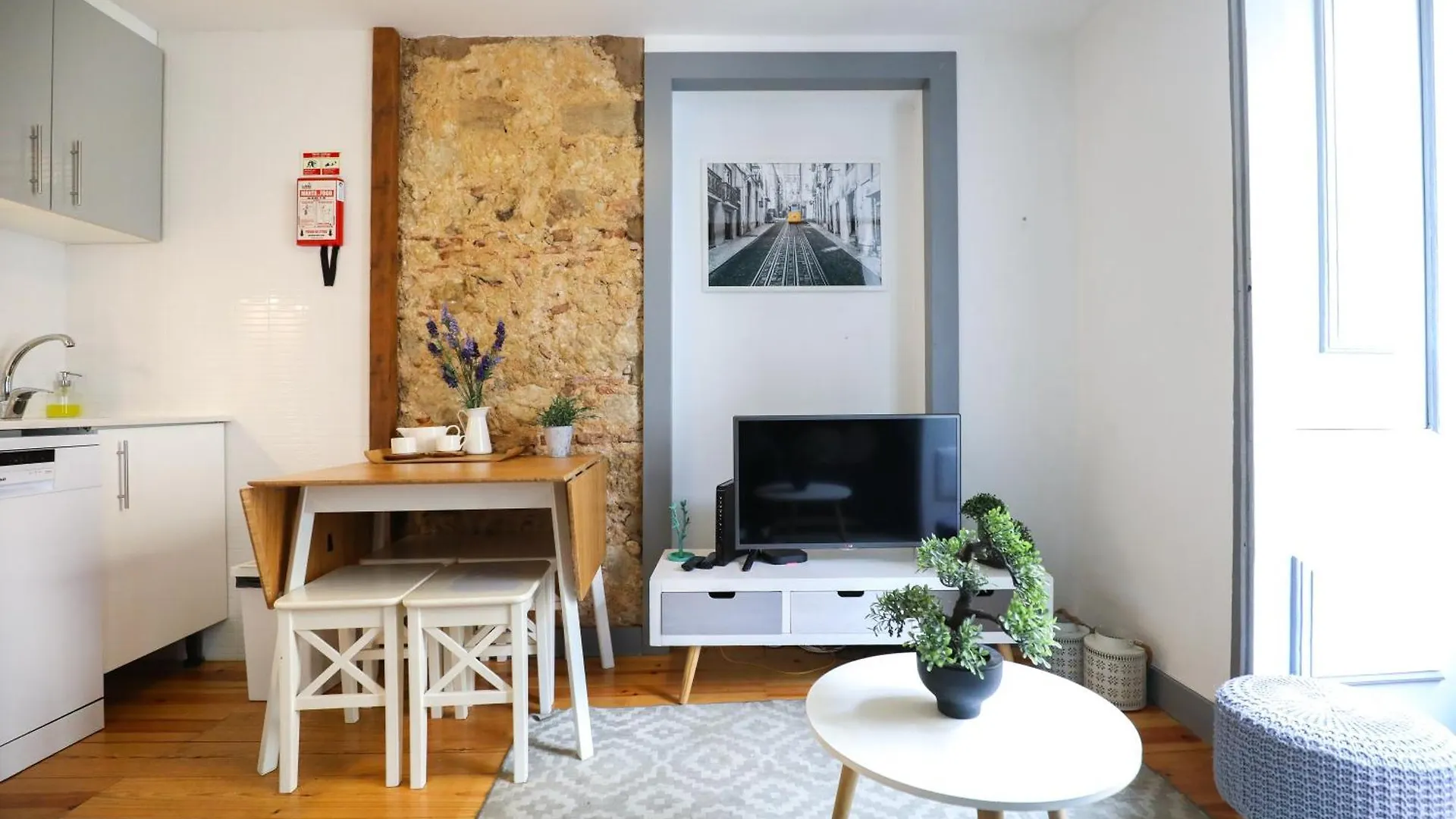 Elevador Da Bica By Spoton Apartments Lisbon